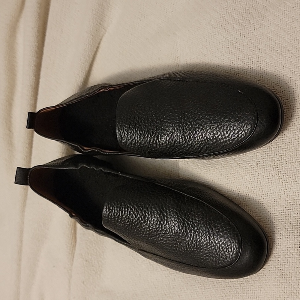 Vionic amora sz 9 black flats nwot